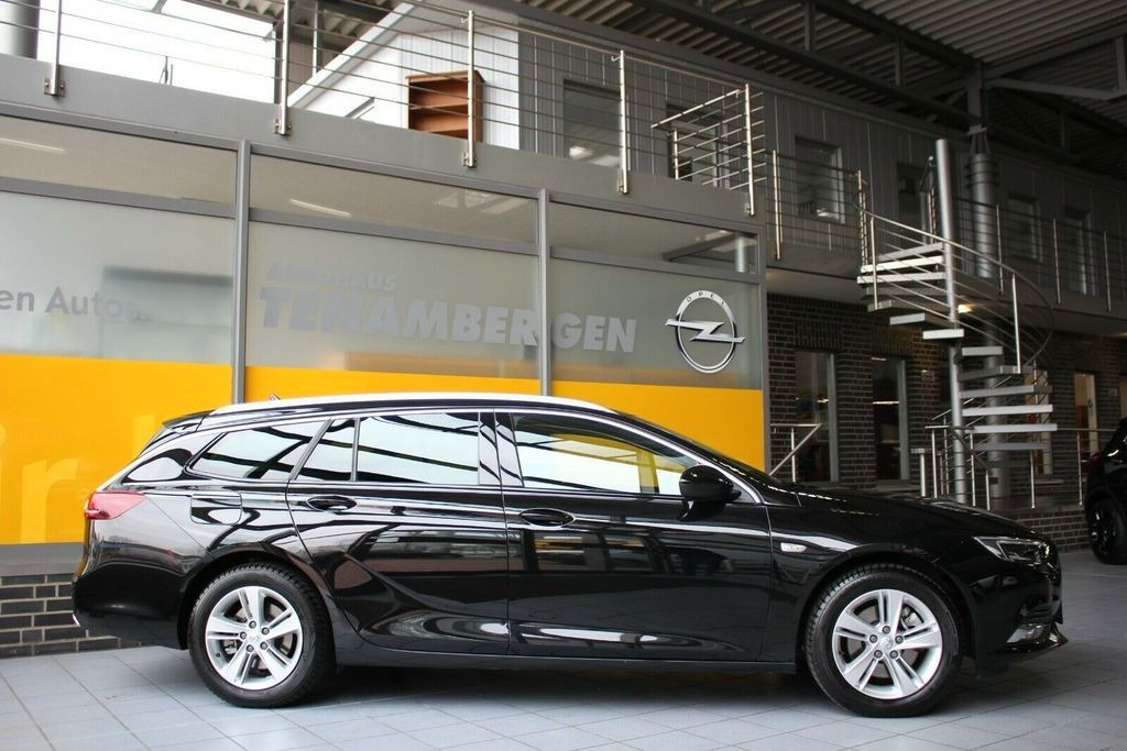 Opel Insignia B Sports Tourer 4x4 INNOVATION - 汽车:图4 Opel Insignia B Sports Tourer 4x4 INNOVATION - 汽车:图4