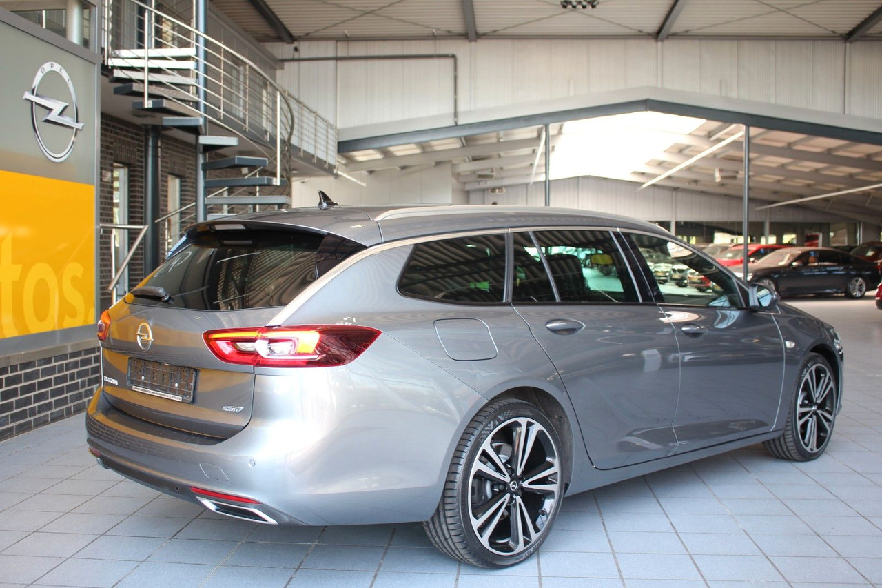 Opel Insignia B Sports Tourer Ultimate 4x4 OPC AHK - 汽车:图5 Opel Insignia B Sports Tourer Ultimate 4x4 OPC AHK - 汽车:图5