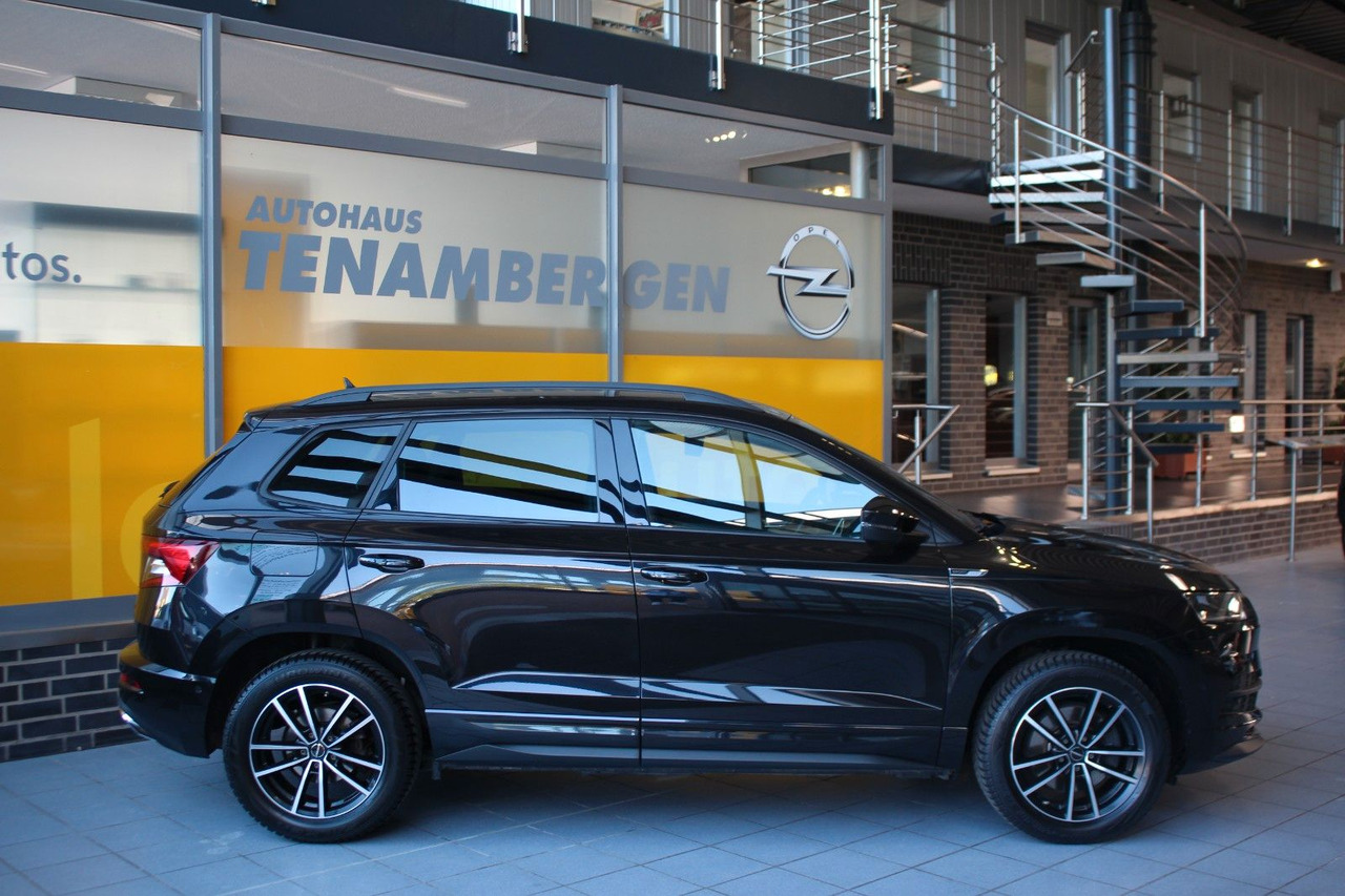 Skoda Karoq Sportline 4x4 Kamera Virt.Cockp LED ACC - 越野车:图2 Skoda Karoq Sportline 4x4 Kamera Virt.Cockp LED ACC - 越野车:图2