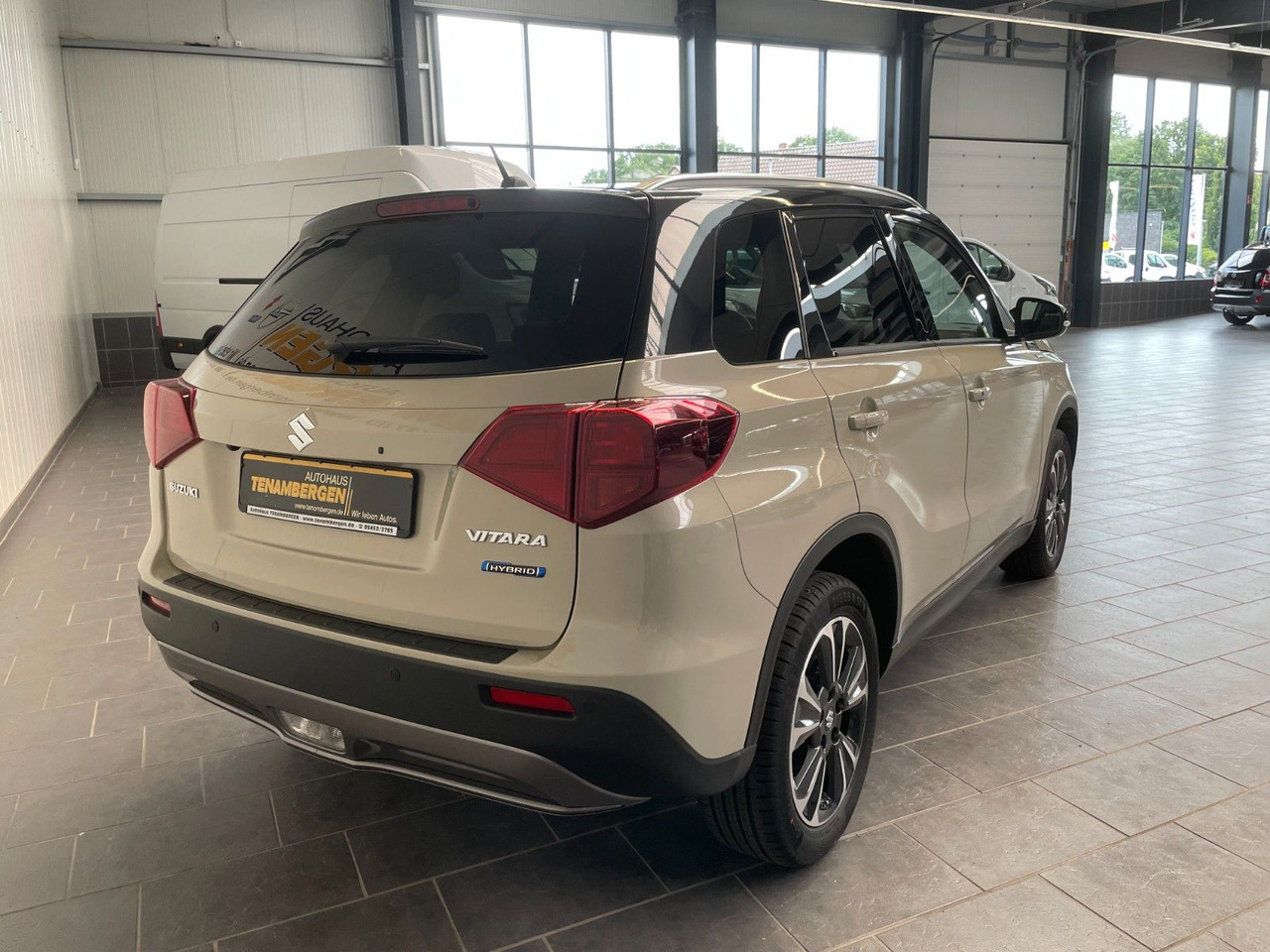 Suzuki Vitara 1.5 Mild-Hybrid Comfort+ 4x2 LED DAB+ ACC - 越野车:图3 Suzuki Vitara 1.5 Mild-Hybrid Comfort+ 4x2 LED DAB+ ACC - 越野车:图3