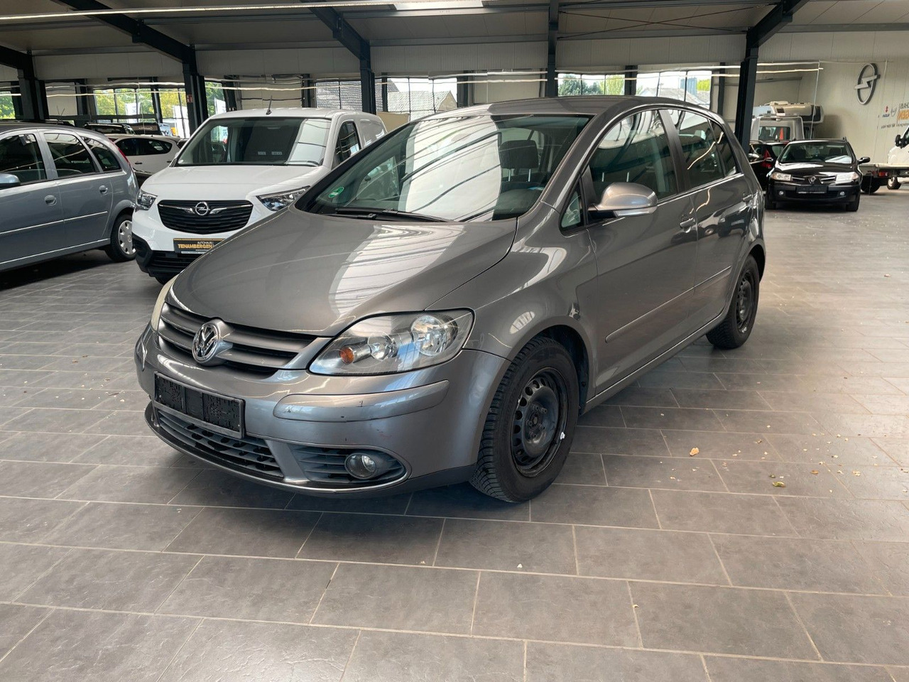 Volkswagen Golf Plus - 小型客车:图2 Volkswagen Golf Plus - 小型客车:图2