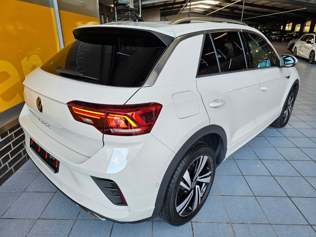 Volkswagen T-Roc R-Line eHeckklappe SHZ LED - 越野车:图4 Volkswagen T-Roc R-Line eHeckklappe SHZ LED - 越野车:图4