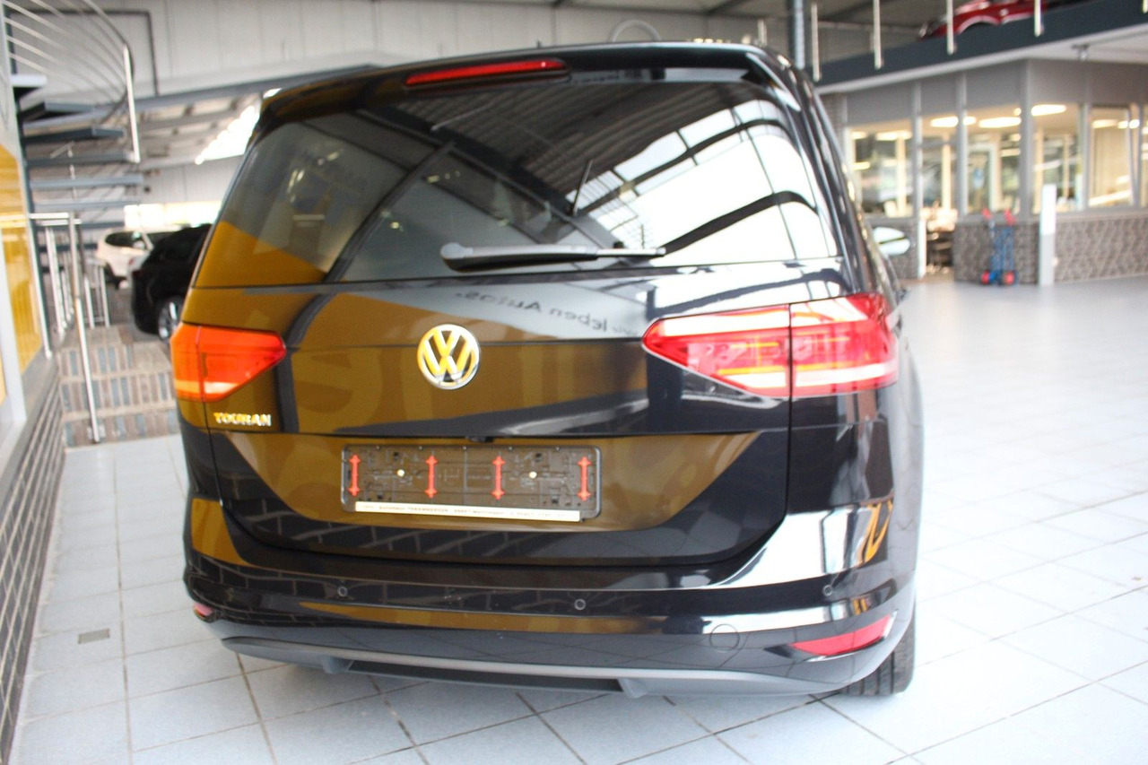 Volkswagen Touran Comfortline BMT S/S Navi Kamera ACC - 小型客车:图4 Volkswagen Touran Comfortline BMT S/S Navi Kamera ACC - 小型客车:图4