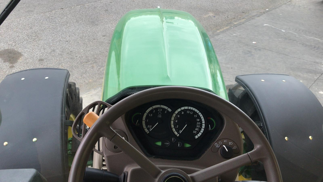 John Deere 7530 Premium 租赁 John Deere 7530 Premium:图12 John Deere 7530 Premium 租赁 John Deere 7530 Premium:图12