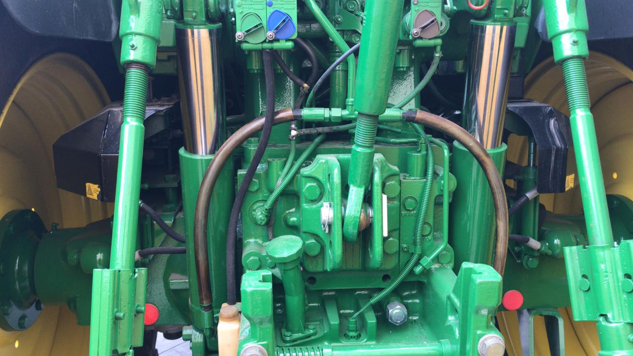 John Deere 7530 Premium 租赁 John Deere 7530 Premium:图7 John Deere 7530 Premium 租赁 John Deere 7530 Premium:图7