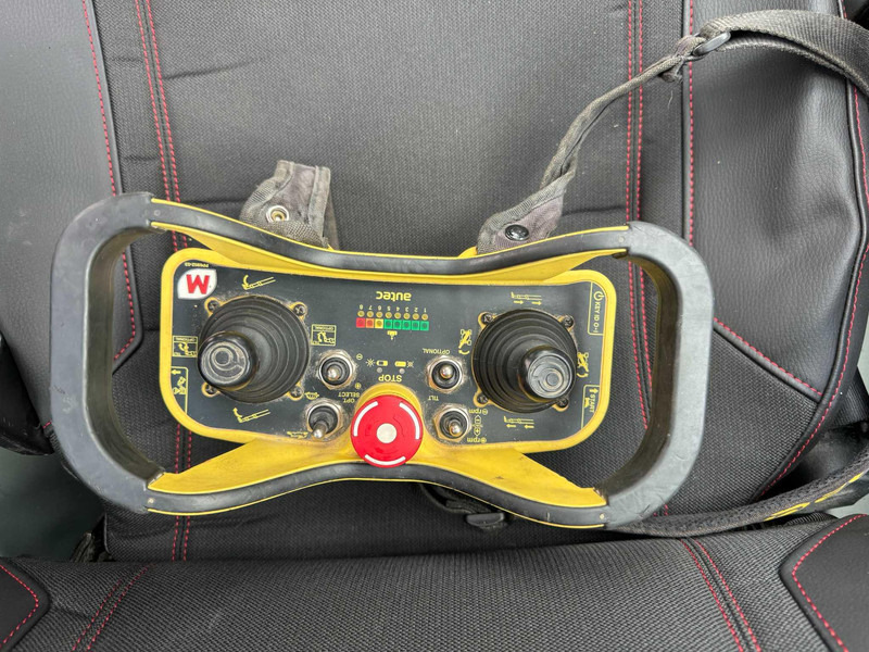 伸缩臂叉装车 MAGNI 6.30 RTH:图16 伸缩臂叉装车 MAGNI 6.30 RTH:图16