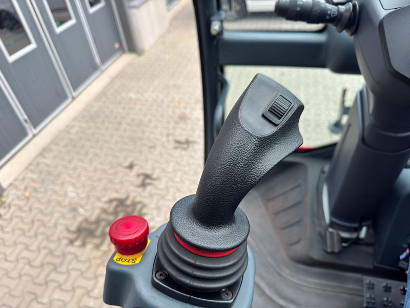 伸缩臂叉装车 MAGNI 6.35 Magni RTH 6.35：图10