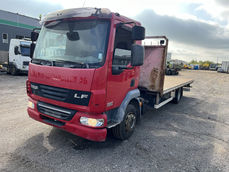 DAF LF45 210 - 栏板式/ 平板卡车:图1 DAF LF45 210 - 栏板式/ 平板卡车:图1