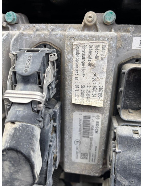 MAN D2676LF52 - 发动机:图5 MAN D2676LF52 - 发动机:图5