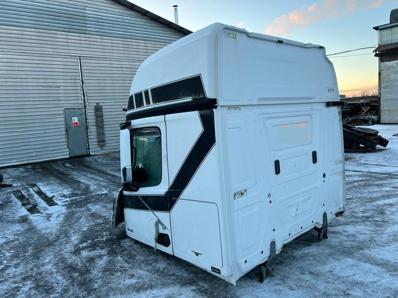 Mercedes-Benz Actros MP4 - 驾驶室和内部:图4 Mercedes-Benz Actros MP4 - 驾驶室和内部:图4