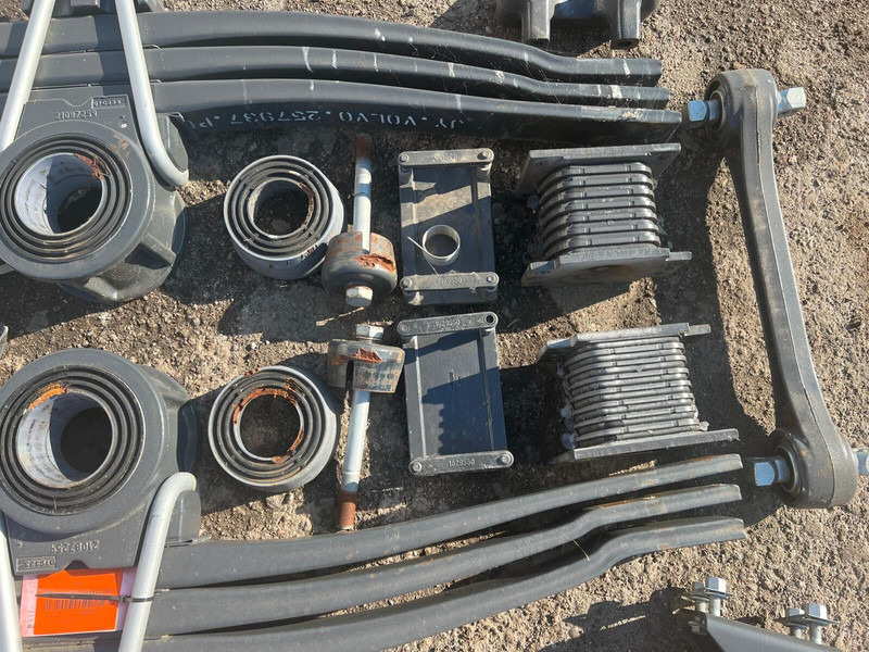 Volvo FH4 - 钢悬架:图3 Volvo FH4 - 钢悬架:图3