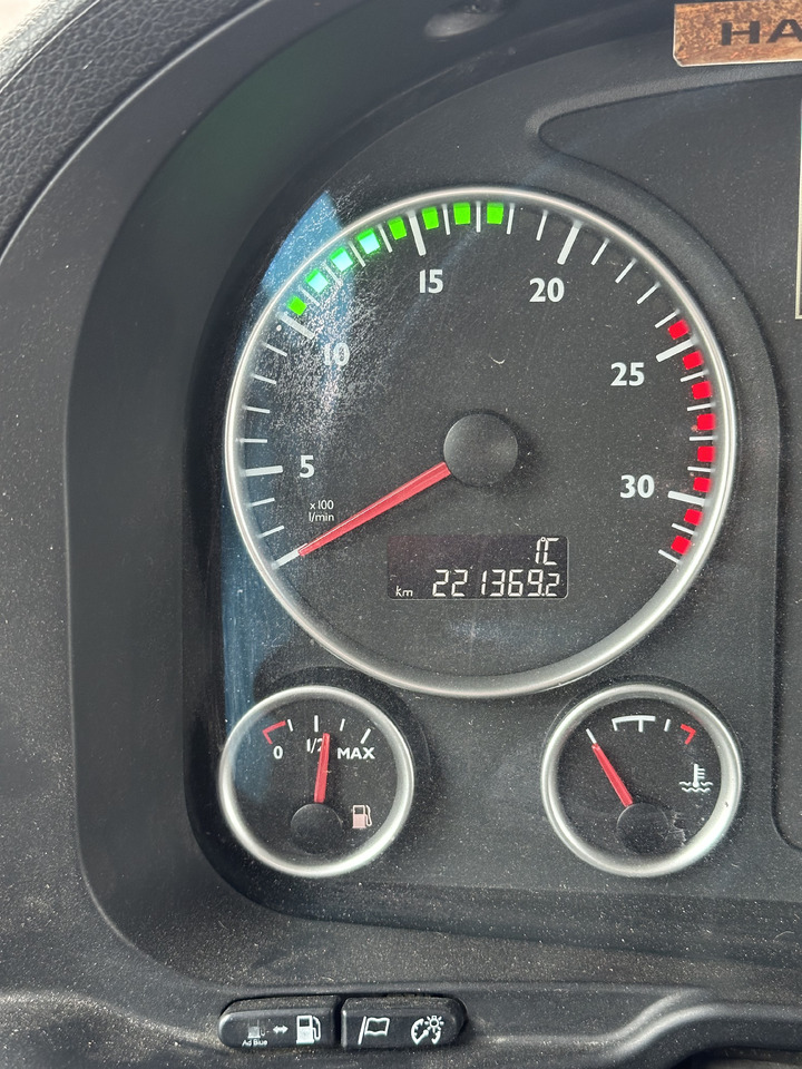 MAN TGS - 栏板式/ 平板卡车:图2 MAN TGS - 栏板式/ 平板卡车:图2