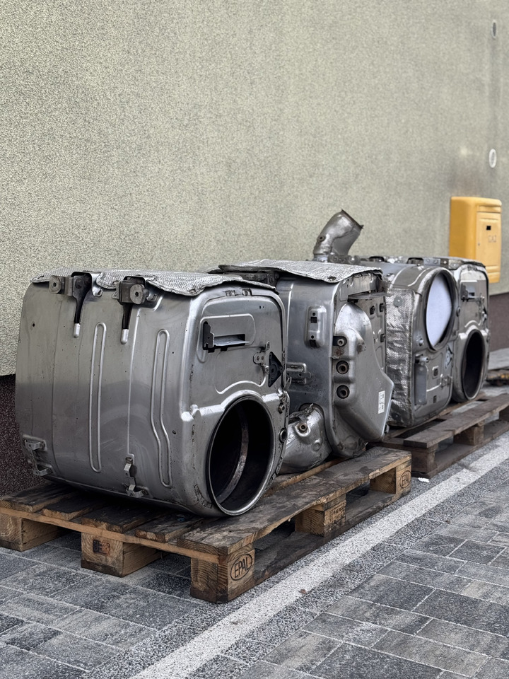 DAF XF 106 XG CF Efficient catalytic converters - 排气系统 适用于 卡车:图1 DAF XF 106 XG CF Efficient catalytic converters - 排气系统 适用于 卡车:图1