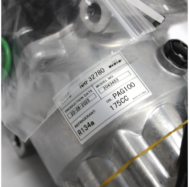 DAF XF106 Airco Compressor 2043453 | 2015750 | 1935617 Nieuw! - 空调压缩机 适用于 卡车:图3 DAF XF106 Airco Compressor 2043453 | 2015750 | 1935617 Nieuw! - 空调压缩机 适用于 卡车:图3