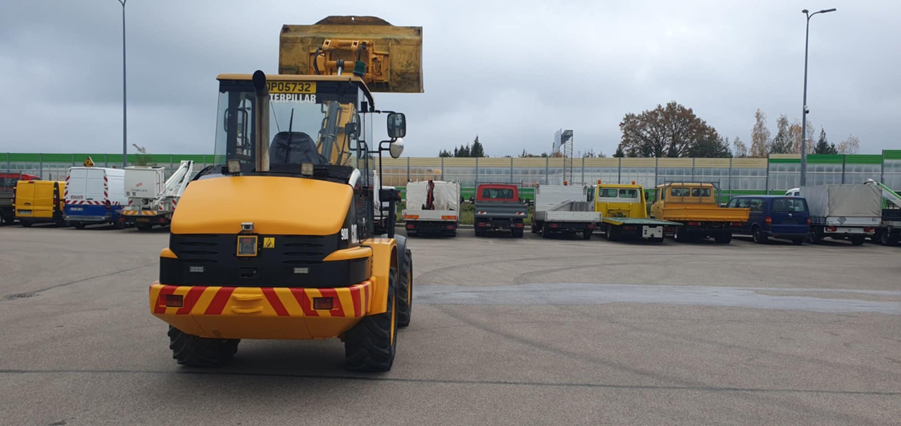 CATERPILLAR 908 - 轮式装载机:图4 CATERPILLAR 908 - 轮式装载机:图4