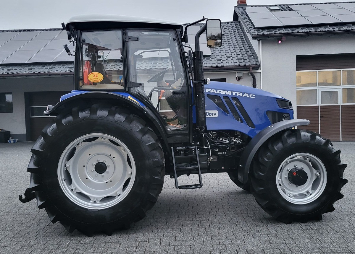 新的 拖拉机 Farmtrac 9120 DTV Stan Fabrycznie Nowy：图9