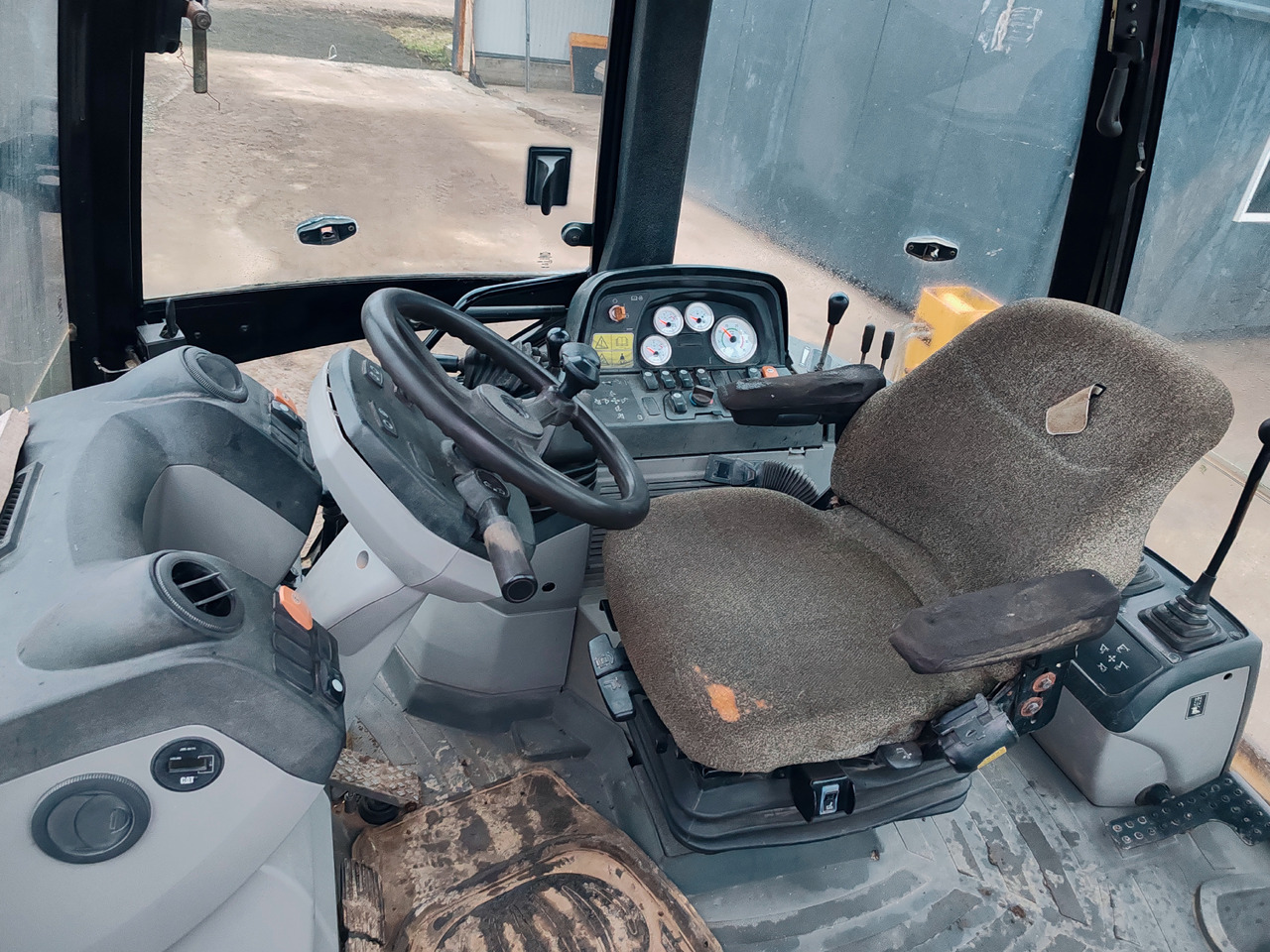 反铲装载机 CATERPILLAR 428E:图14 反铲装载机 CATERPILLAR 428E:图14