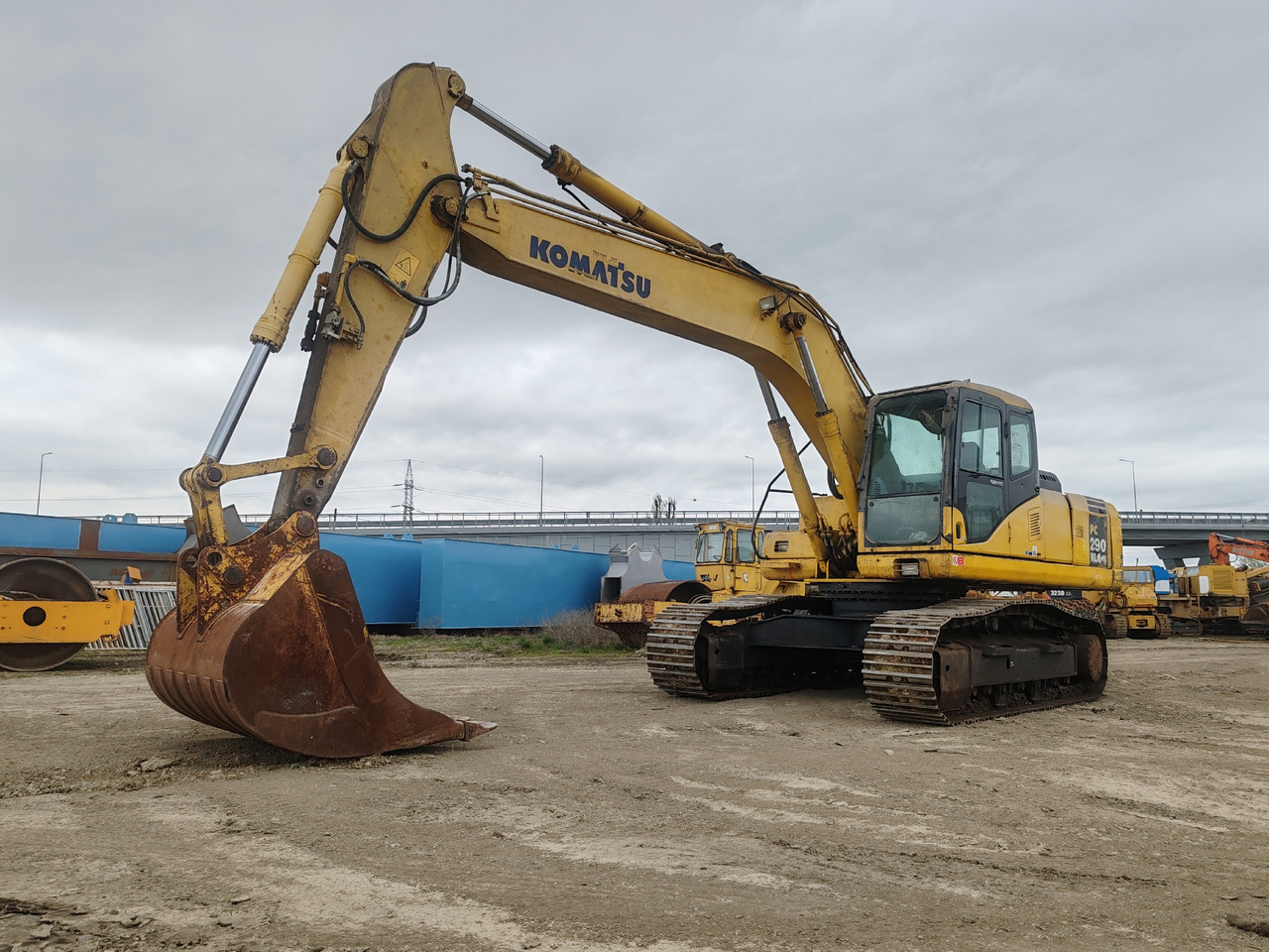 Komatsu PC290NLC-7K - 挖掘机:图1 Komatsu PC290NLC-7K - 挖掘机:图1