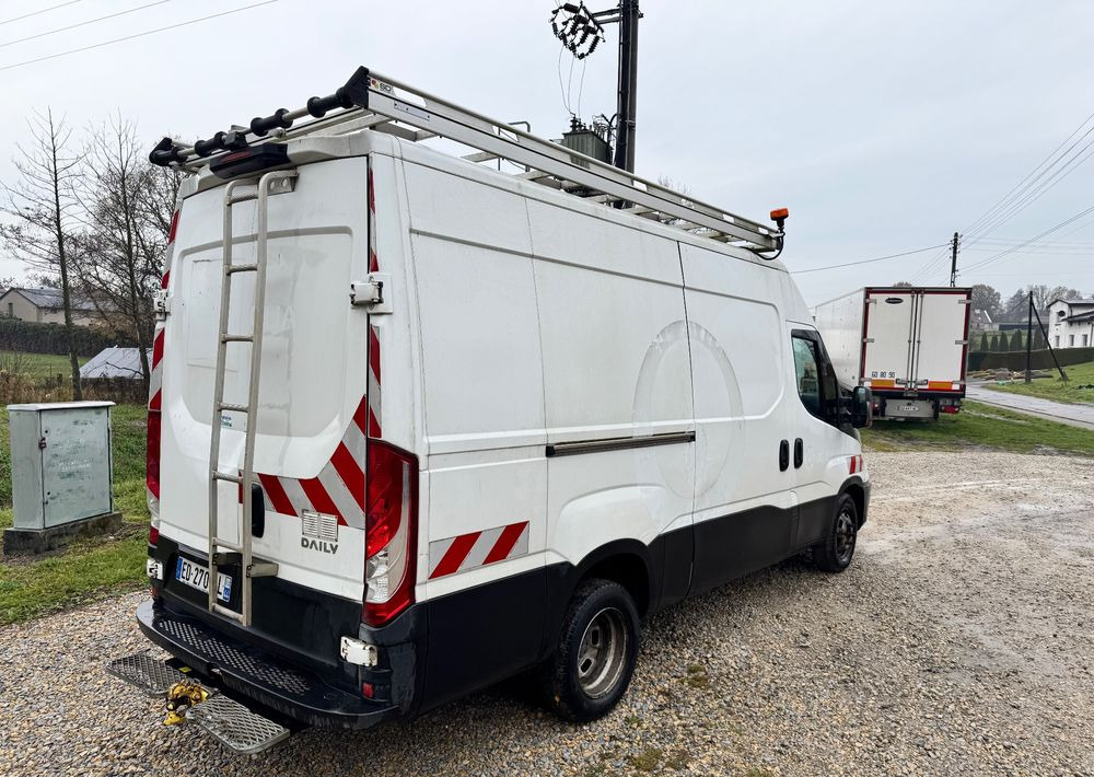 Iveco 35C21 - 无侧窗厢式货车:图4 Iveco 35C21 - 无侧窗厢式货车:图4