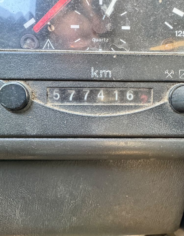翻斗车 Iveco EuroTrakker：图6