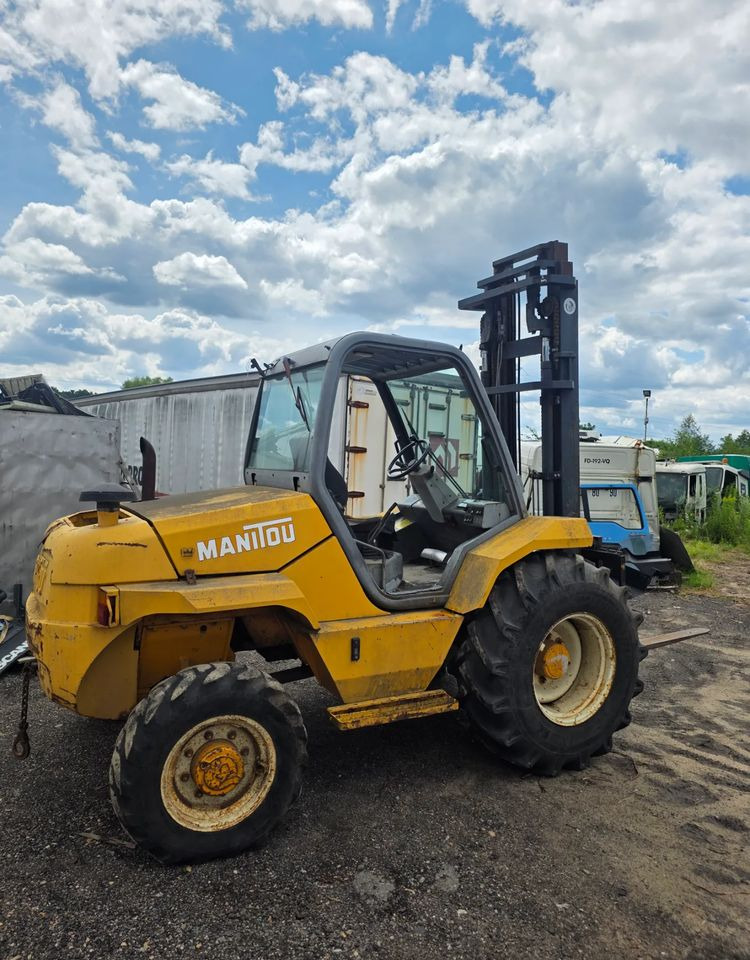 Manitou M26.4 Terenowy 4x4 5,5m - 越野叉车:图5 Manitou M26.4 Terenowy 4x4 5,5m - 越野叉车:图5