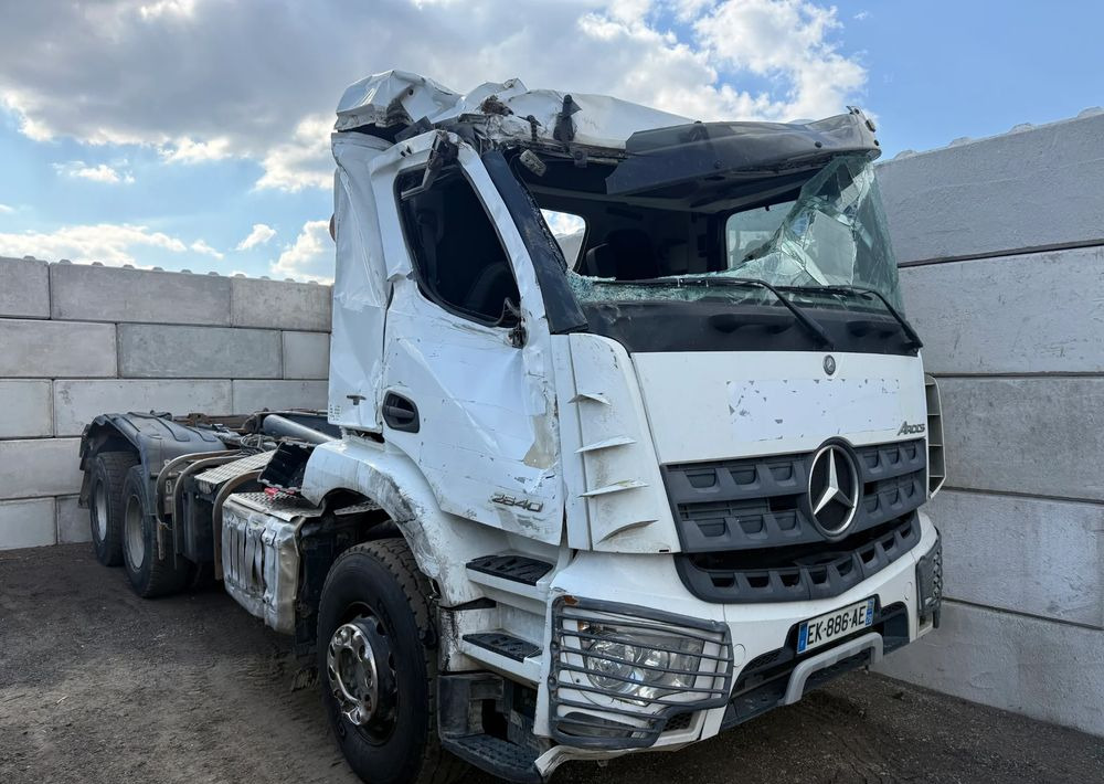 Mercedes-Benz Arocs 2640 - 吊钩升降车:图2 Mercedes-Benz Arocs 2640 - 吊钩升降车:图2