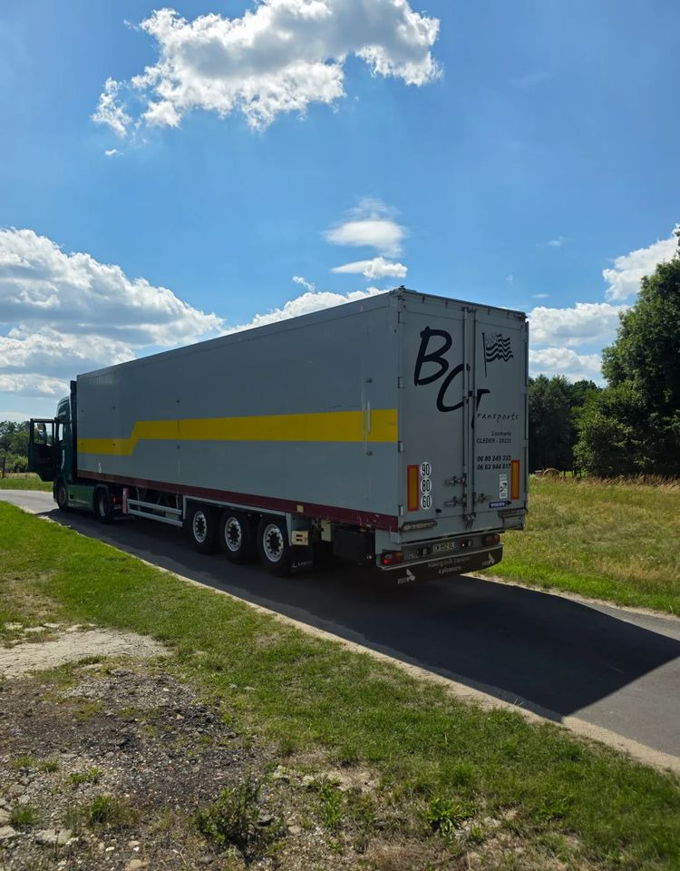 Stas S3-SZ334V - 活动底半拖车:图5 Stas S3-SZ334V - 活动底半拖车:图5