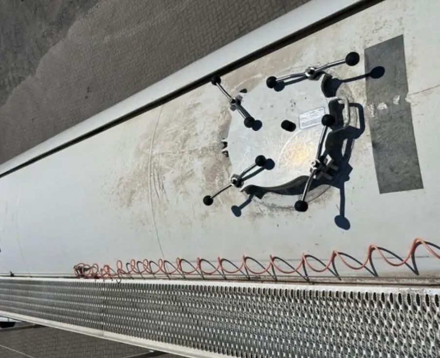 Inny O.ME.P.S SILOS CM 35 - 液罐半拖车:图5 Inny O.ME.P.S SILOS CM 35 - 液罐半拖车:图5