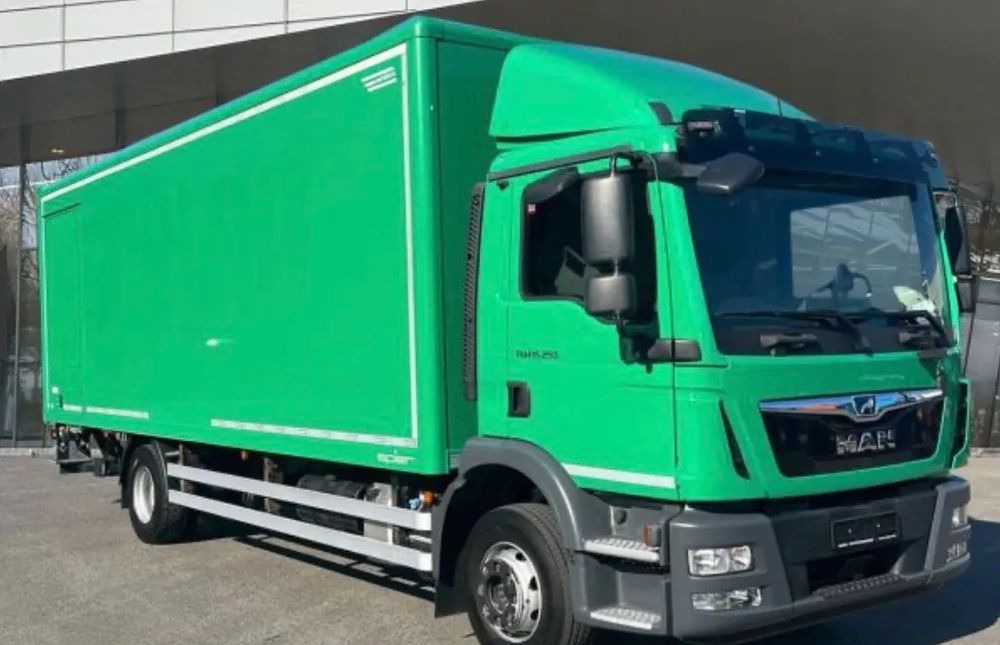 MAN TGM 15.250 - 厢式卡车:图1 MAN TGM 15.250 - 厢式卡车:图1