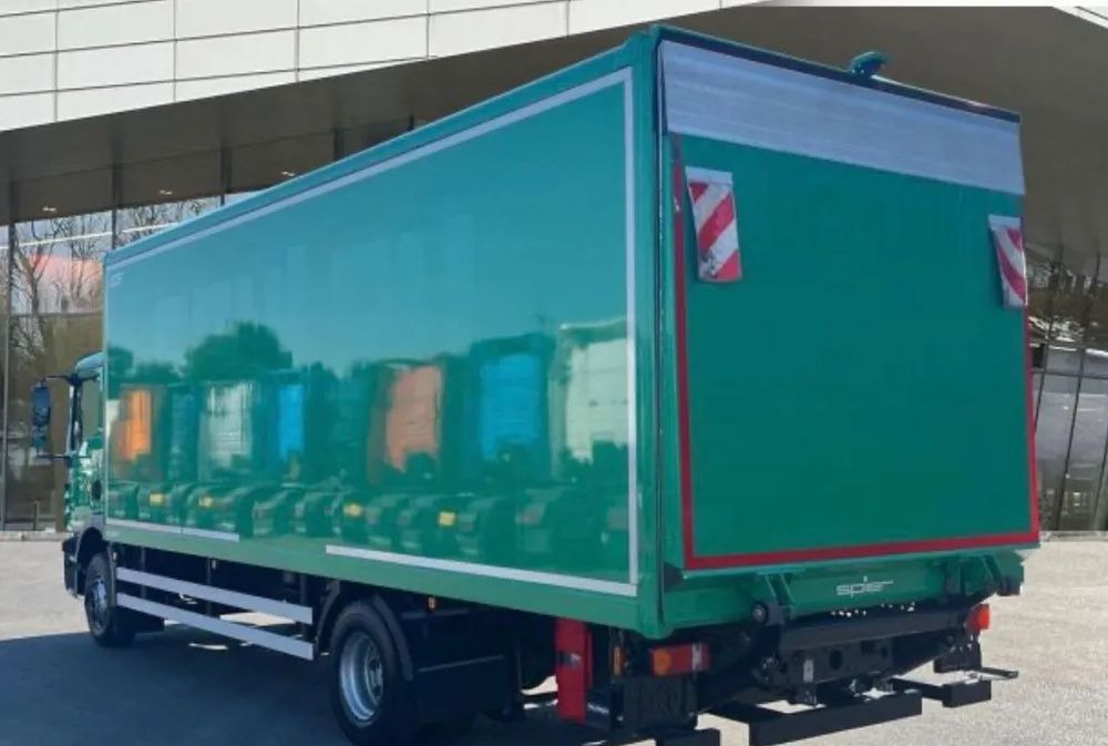 MAN TGM 15.250 - 厢式卡车:图3 MAN TGM 15.250 - 厢式卡车:图3