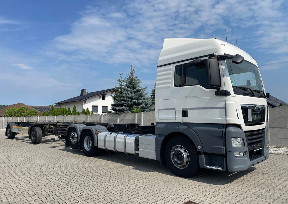 MAN TGX XLX 26.460 BDF - 集装箱运输车/ 可拆卸车身的卡车:图1 MAN TGX XLX 26.460 BDF - 集装箱运输车/ 可拆卸车身的卡车:图1