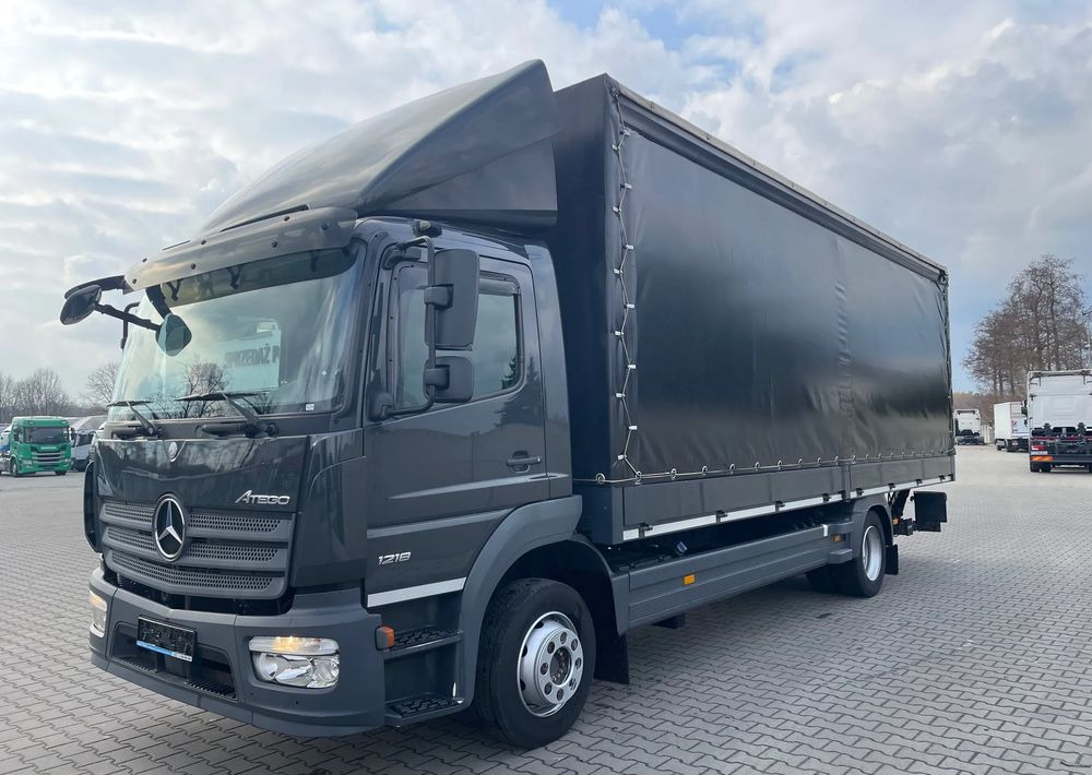 Mercedes-Benz 1218 - 侧帘卡车:图1 Mercedes-Benz 1218 - 侧帘卡车:图1