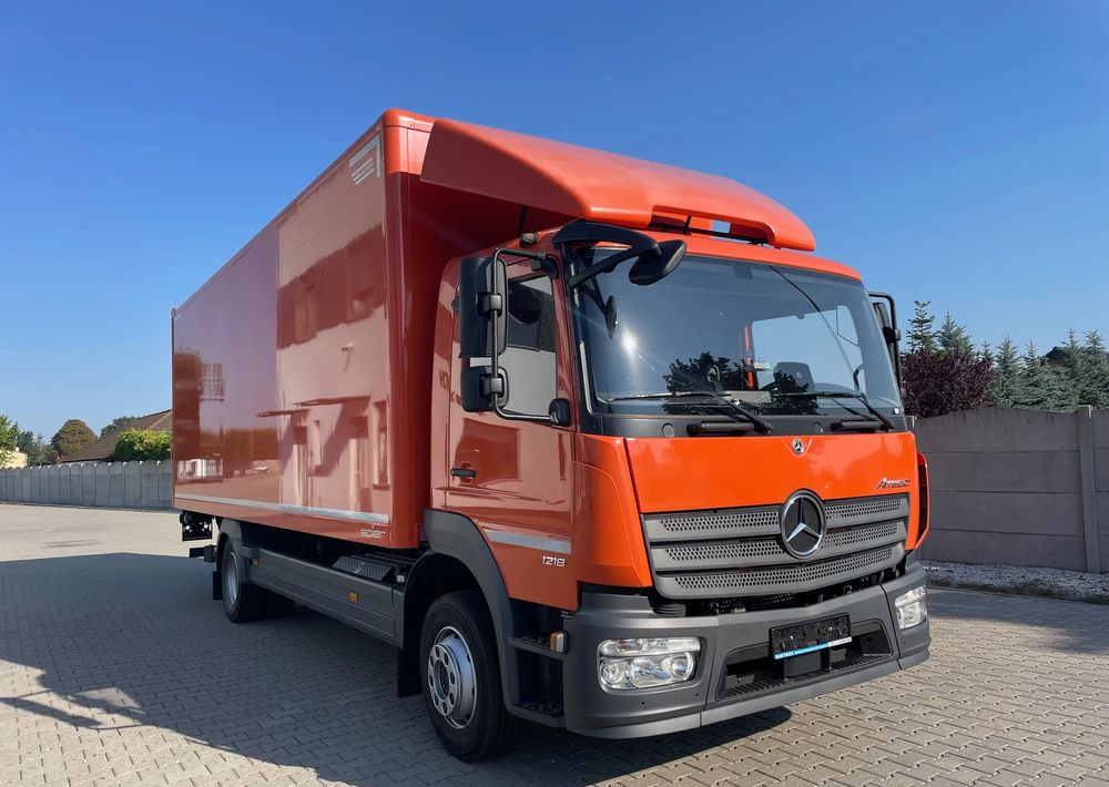 Mercedes-Benz ATEGO 1218 - 厢式卡车:图5 Mercedes-Benz ATEGO 1218 - 厢式卡车:图5
