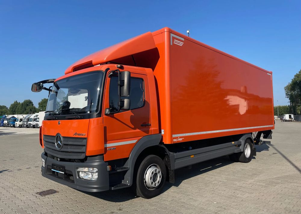 Mercedes-Benz ATEGO 1218 - 厢式卡车:图4 Mercedes-Benz ATEGO 1218 - 厢式卡车:图4