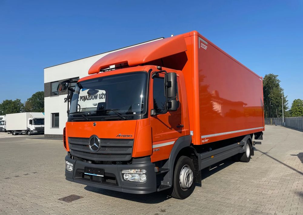 Mercedes-Benz ATEGO 1218 - 厢式卡车:图1 Mercedes-Benz ATEGO 1218 - 厢式卡车:图1