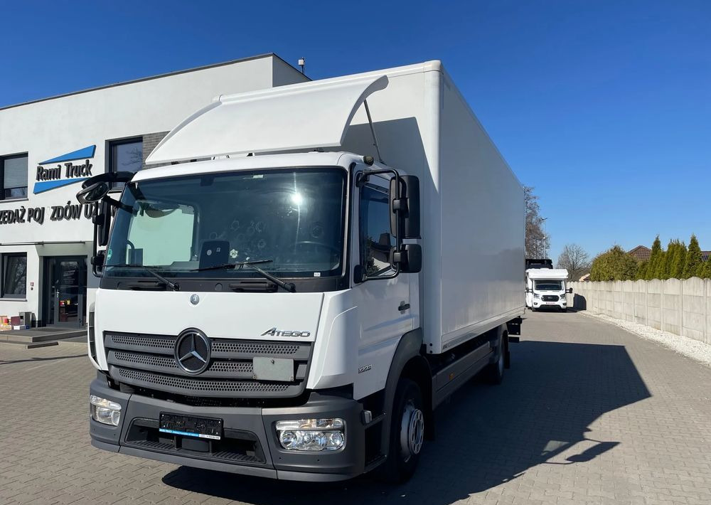 Mercedes-Benz ATEGO 1223 - 厢式卡车:图1 Mercedes-Benz ATEGO 1223 - 厢式卡车:图1