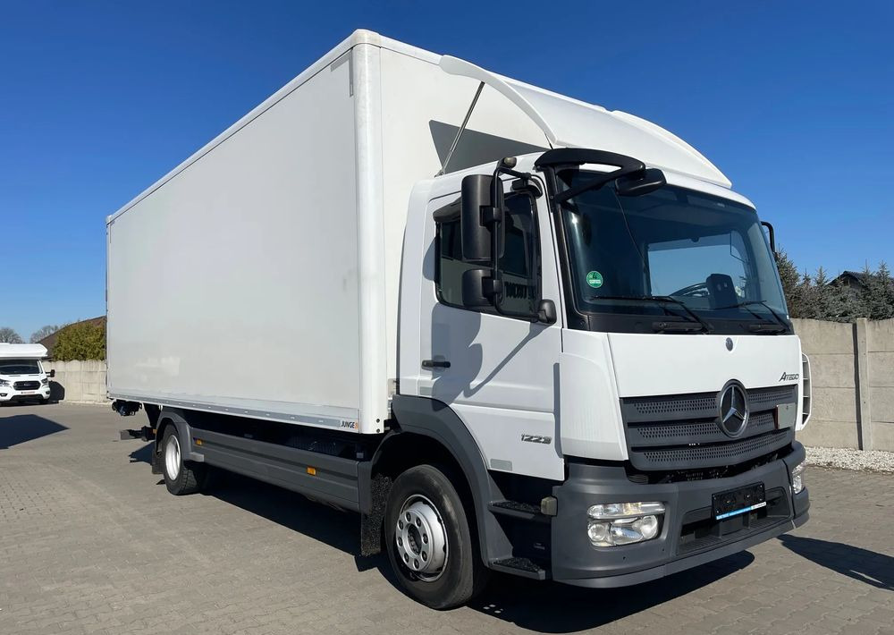 Mercedes-Benz ATEGO 1223 - 厢式卡车:图2 Mercedes-Benz ATEGO 1223 - 厢式卡车:图2
