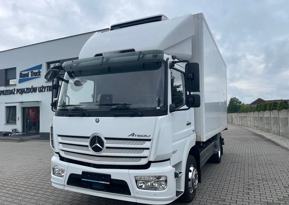 Mercedes-Benz ATEGO 1227 CHŁODNIA HAKOWA / HAKÓWKA - 冷藏车:图1 Mercedes-Benz ATEGO 1227 CHŁODNIA HAKOWA / HAKÓWKA - 冷藏车:图1
