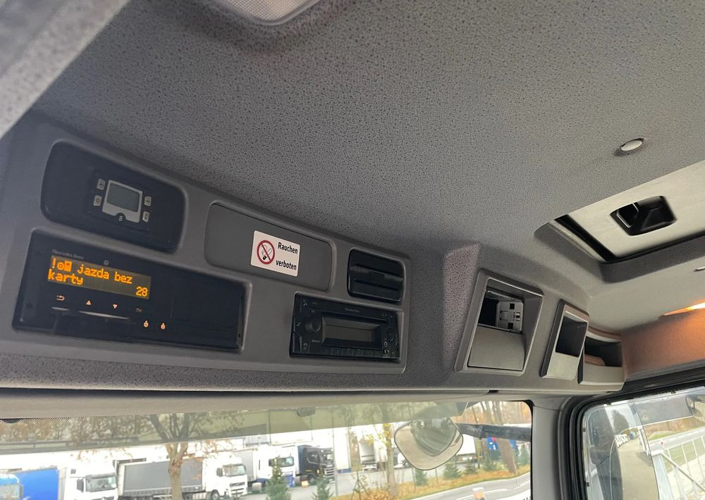 侧帘卡车 Mercedes-Benz ATEGO 1230：图11