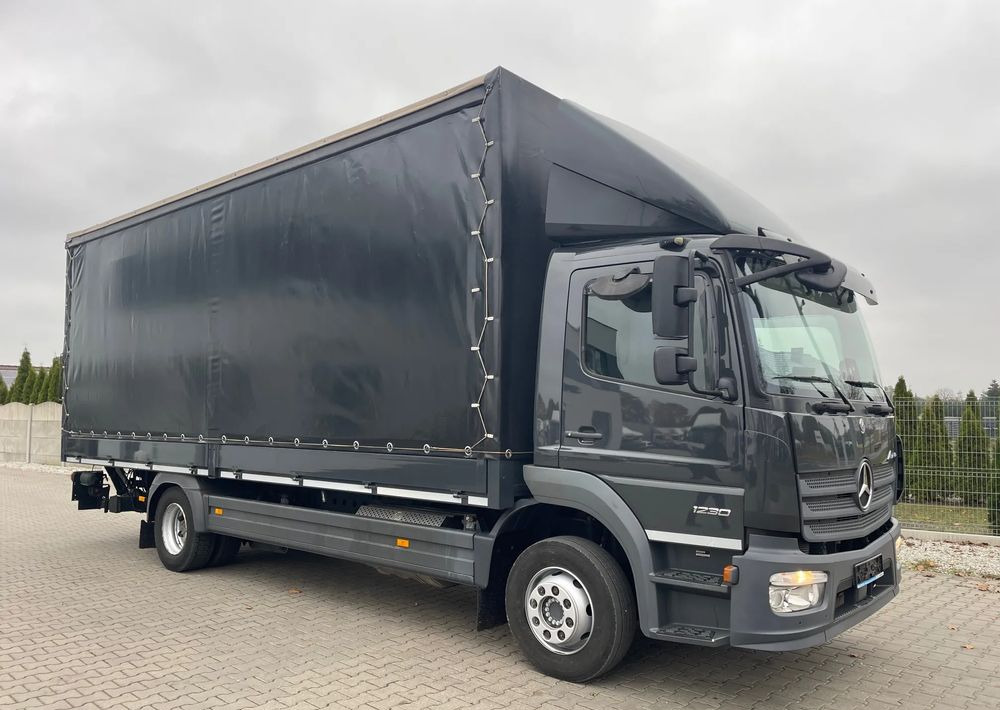 Mercedes-Benz ATEGO 1230 - 侧帘卡车:图1 Mercedes-Benz ATEGO 1230 - 侧帘卡车:图1