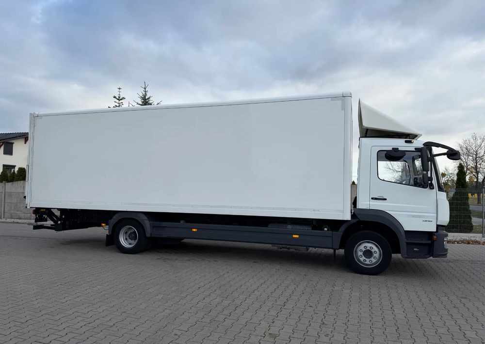 Mercedes-Benz ATEGO 1318 IZOTERMA 20 PALET! - 厢式卡车:图4 Mercedes-Benz ATEGO 1318 IZOTERMA 20 PALET! - 厢式卡车:图4