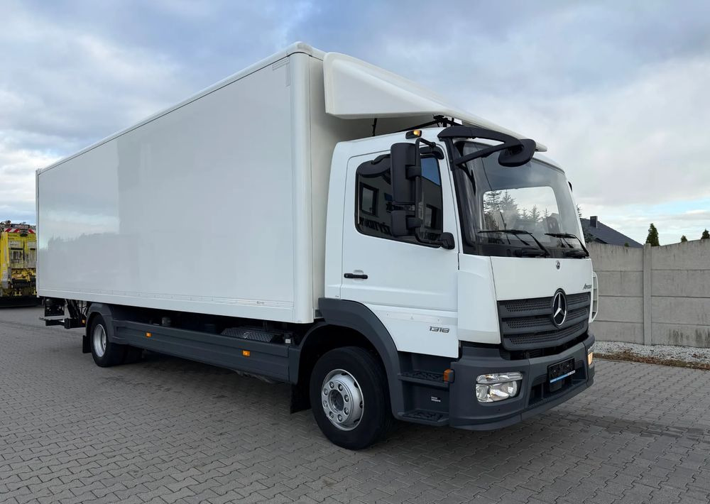 Mercedes-Benz ATEGO 1318 IZOTERMA 20 PALET! - 厢式卡车:图3 Mercedes-Benz ATEGO 1318 IZOTERMA 20 PALET! - 厢式卡车:图3