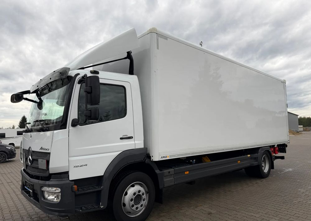 Mercedes-Benz ATEGO 1524 - 厢式卡车:图3 Mercedes-Benz ATEGO 1524 - 厢式卡车:图3