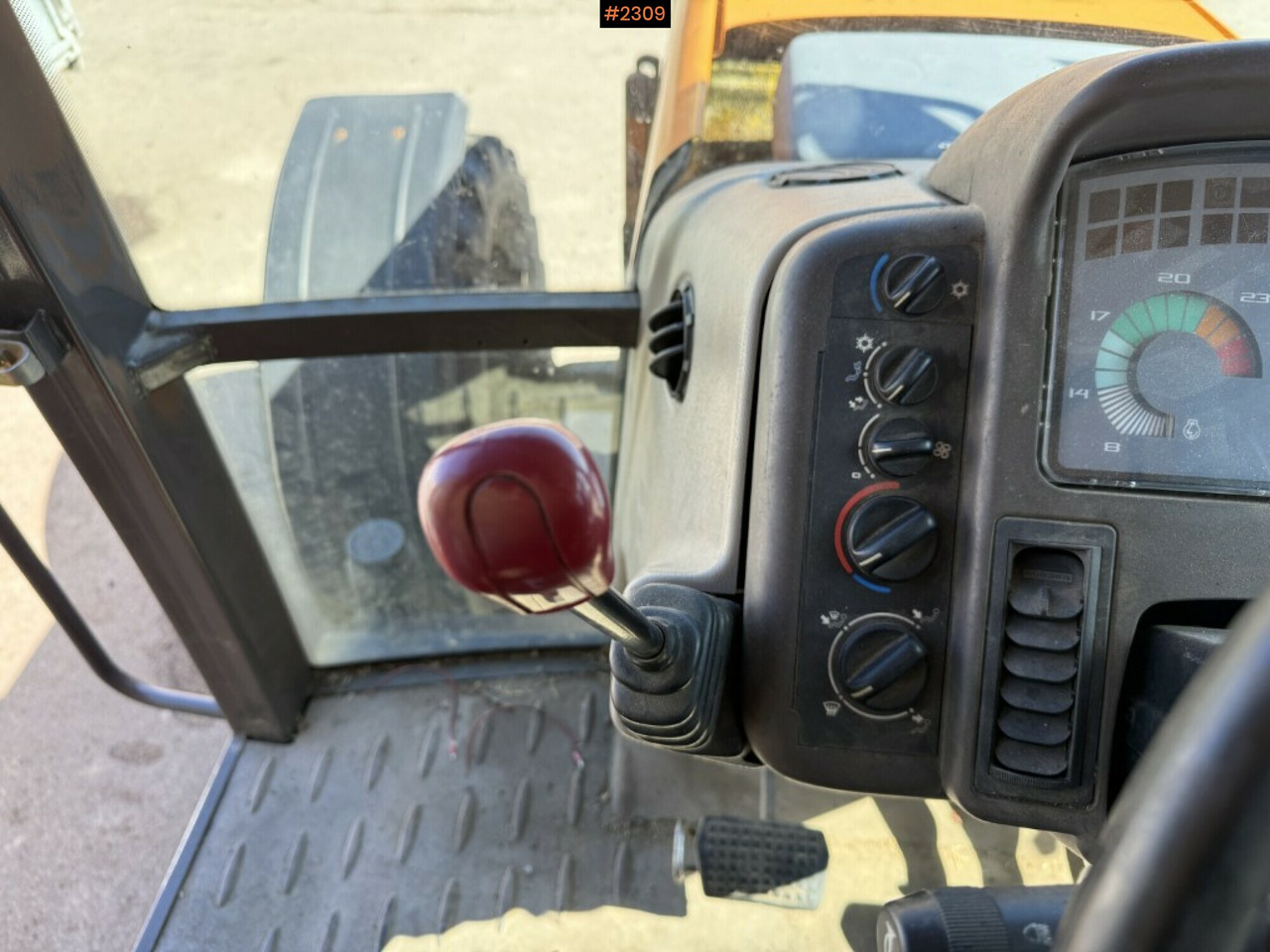 拖拉机 Tractor Renault Ares 630 RZ Only 1 owner (see video)：图11