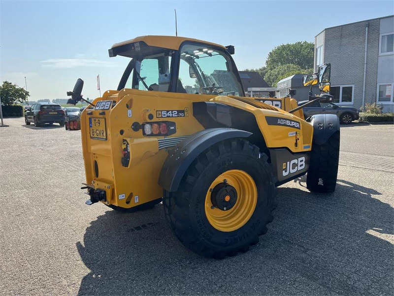 JCB 542-70 AgriSuper DTVT - 伸缩臂叉装车:图5 JCB 542-70 AgriSuper DTVT - 伸缩臂叉装车:图5