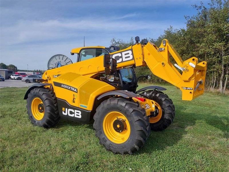 JCB 542-70 AgriXtra DTVT - 伸缩臂叉装车:图4 JCB 542-70 AgriXtra DTVT - 伸缩臂叉装车:图4