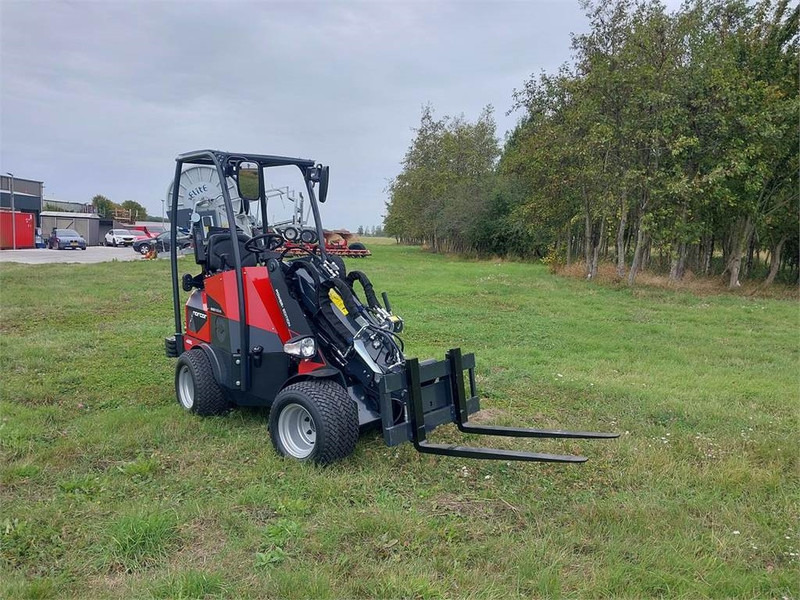 NORCAR a6226 automotive - 紧凑型轨道装载机:图5 NORCAR a6226 automotive - 紧凑型轨道装载机:图5