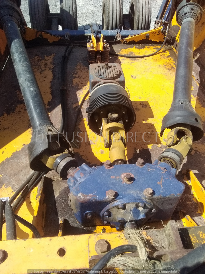 BOMFORD BROYEUR A AXE HORIZONTAL TRI WING 4600 - 园林设备:图5 BOMFORD BROYEUR A AXE HORIZONTAL TRI WING 4600 - 园林设备:图5
