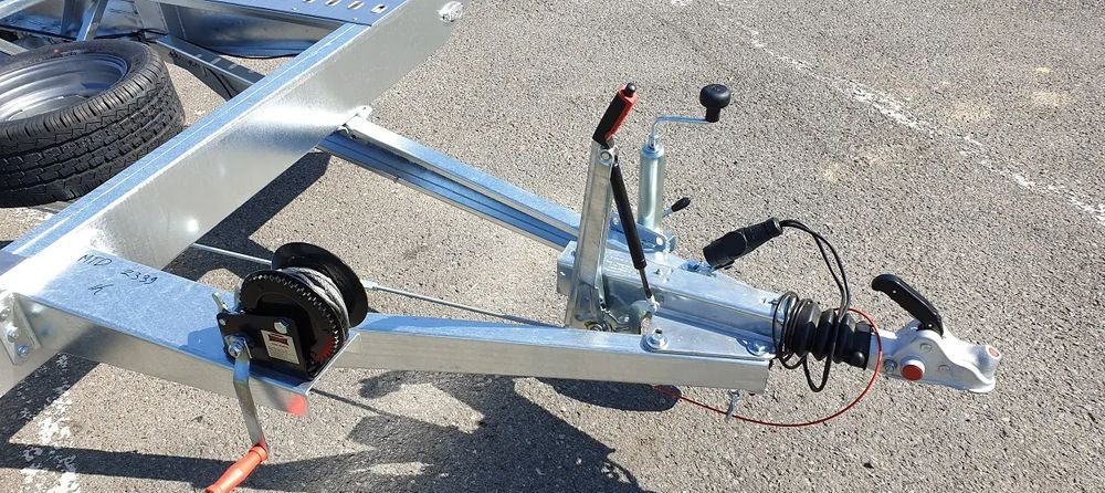 Niewiadów JUPITER 4x2,1m R13C NOWY MODEL - 汽车拖车:图5 Niewiadów JUPITER 4x2,1m R13C NOWY MODEL - 汽车拖车:图5