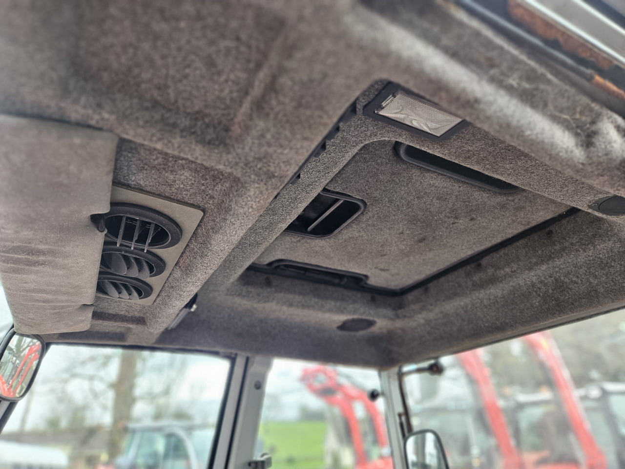 拖拉机 1993 MF 390T 4wd tractor, good off farm condition:图7 拖拉机 1993 MF 390T 4wd tractor, good off farm condition:图7